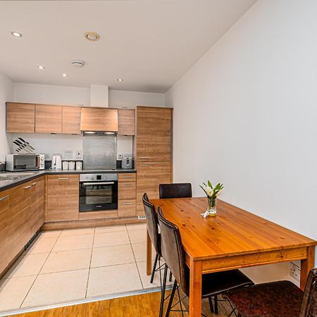Zenith Hub Daire Londra Dış mekan fotoğraf